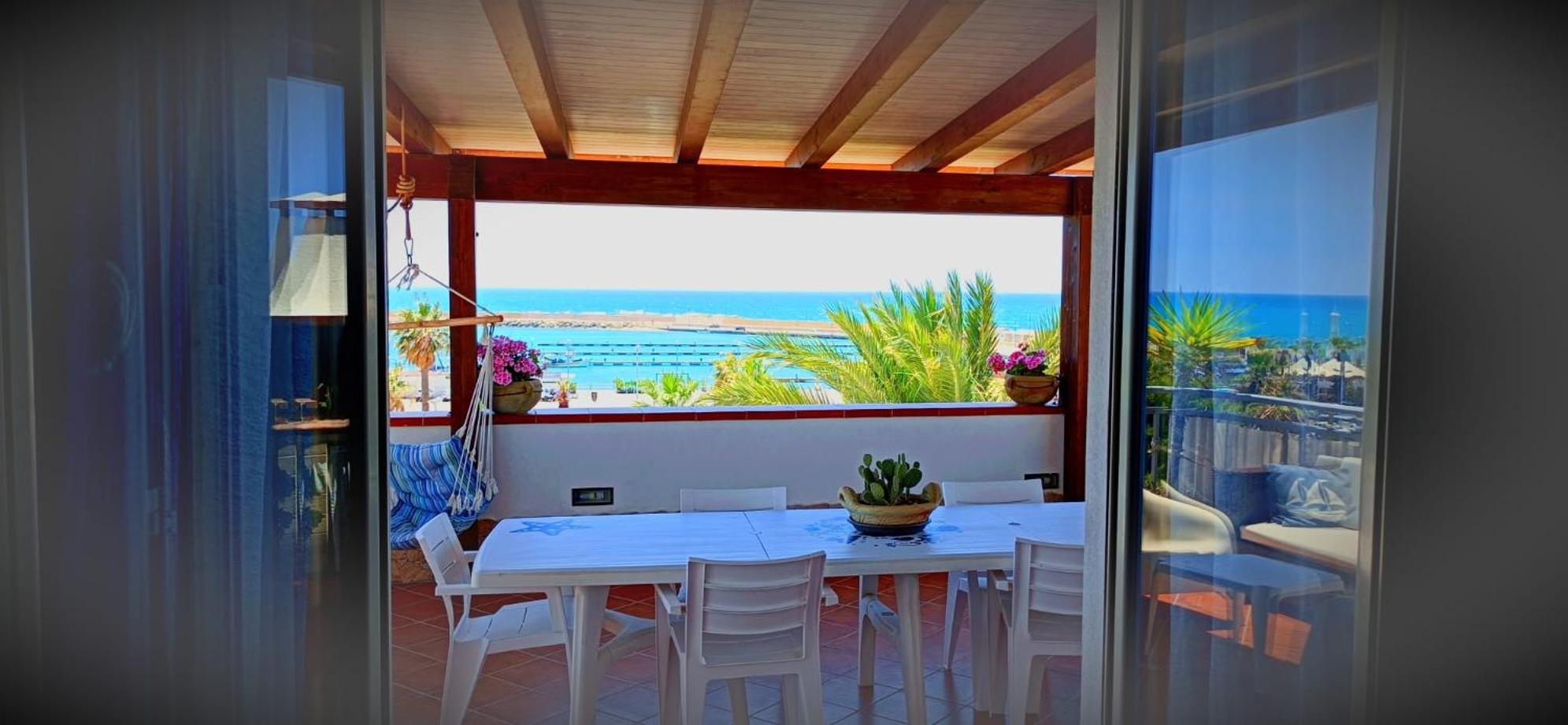 산리온 La Terrazza Di Pollon 빌라 외부 사진